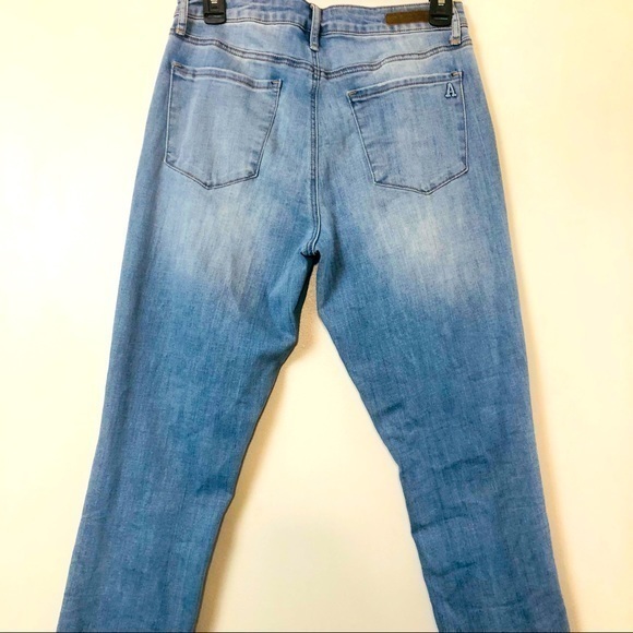 Articles of Society Light Wash Skinny Distressed Jeans/Denim- Size 28 - Picture 8 of 12